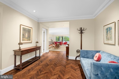 Shoreham West Cooperative unit 817, Washington, DC 20008 - photo 4