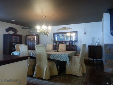 Formal Dining
