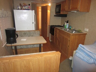 Dining/Kitchen