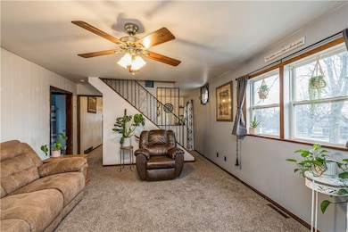 415 N Harlan St, Stuart, IA 50250 - photo 6