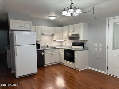 337 Bellview Rd, Pikeville, TN 37367 - photo 5