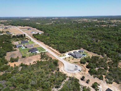 1070 Preserve St, Weatherford, TX 76085 - photo 5