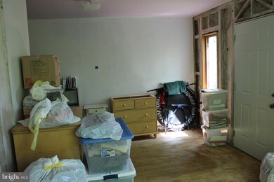 1150 Fitzwatertown Rd, Abington, PA 19001 - photo 7