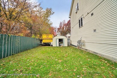 3A Ludwig Ln unit 2, Staten Island, NY 10303 - photo 3