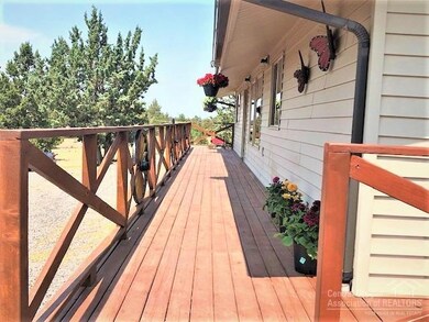 14140 SW Cinder Cone Loop, Terrebonne, OR 97760 - photo 4