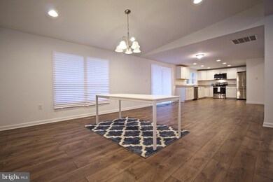 22477 Cornwall Dr, California, MD 20619 - photo 6