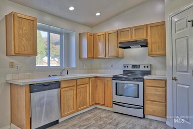 1229 S Benewah St, Nampa, ID 83686 - photo 7