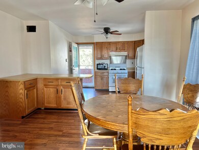 6928 Sollers Point Rd, Dundalk, MD 21222 - photo 7