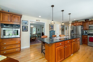 40 Longmeadow Dr, Rowley, MA 01969 - photo 4