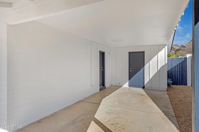 9623 N 15th Pl-5