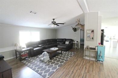 172 Longleaf Dr, Crawfordville, FL 32327 - photo 6