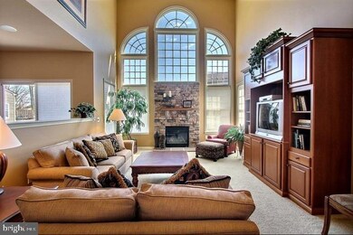 3548 Fox Pointe Ln unit 5, York, PA 17404 - photo 4