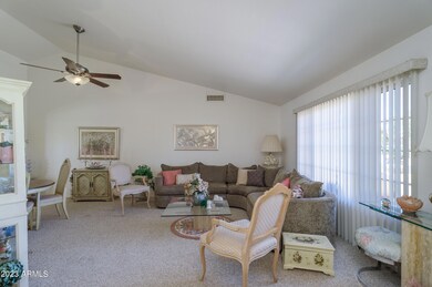 GREAT RM LIVING AREA