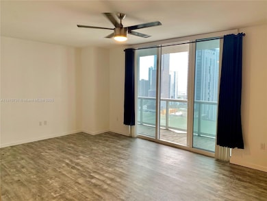 50 Biscayne Blvd unit 2909, Miami, FL 33132 - photo 4