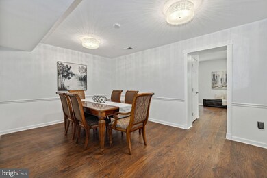 11601 Maddox Ct, North Potomac, MD 20878 - photo 4