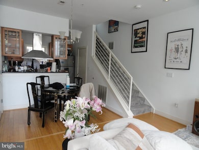 1838 6th St NW unit A, Washington, DC 20001 - photo 3