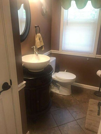 724 E Ashland St, Brockton, MA 02302 - photo 2