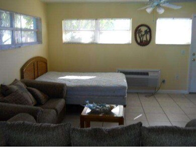 170 Wilson Ave unit A, Cocoa Beach, FL 32931 - photo 4