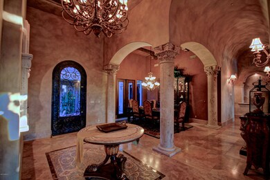 Foyer & Dining