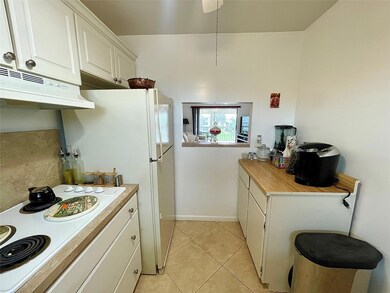 6600 Royal Palm Blvd unit 304B, Margate, FL 33063 - photo 5