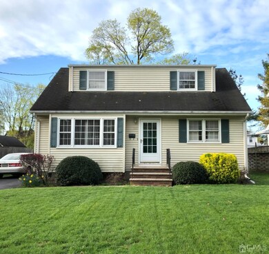 214 W Maple Ave, Bound Brook, NJ 08805 - photo 2