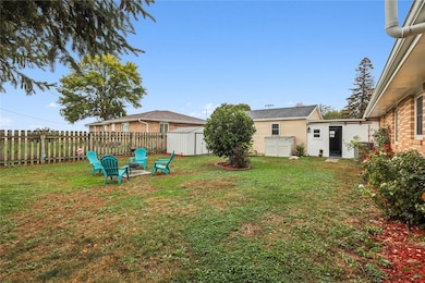 802 E 12th St, Vinton, IA 52349 - photo 6