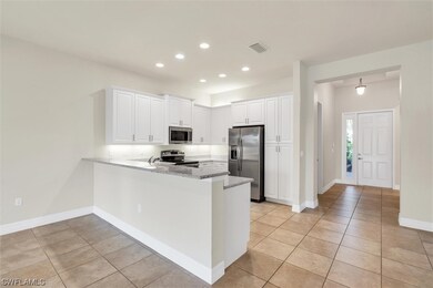 13471 Sumter Ln, Naples, FL 34109 - photo 4