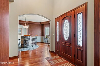 Entry View