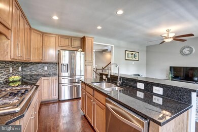 25100 Letchworth Terrace, Aldie, VA 20105 - photo 4