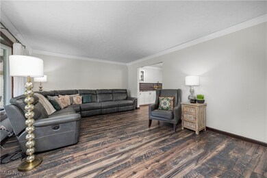 26938 Tall Oaks Trail, Olmsted Falls, OH 44138 - photo 4