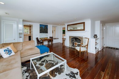 55 C Laurens St_Low Res-20