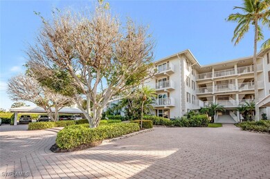 2800 Gulf Shore Blvd N unit 303, Naples, FL 34103 - photo 2