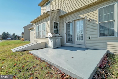 8 Sarah Ln, Mount Joy, PA 17552 - photo 5