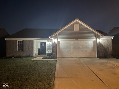 1379 Fiesta Dr, Franklin, IN 46131 - photo 3