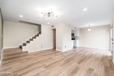1136 N 84th Pl - 06