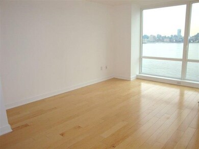 Crystal Point unit C2203, Jersey City, NJ 07302 - photo 4