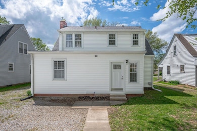 155 N Franklin Rd, Indianapolis, IN 46219 - photo 4