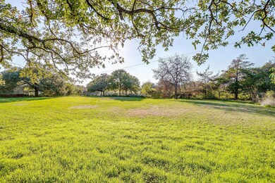 6913 Resivor Rd, Joshua, TX 76058 - photo 4