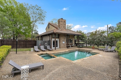 3100 Fairfield Ave unit 10D, Shreveport, LA 71104 - photo 2