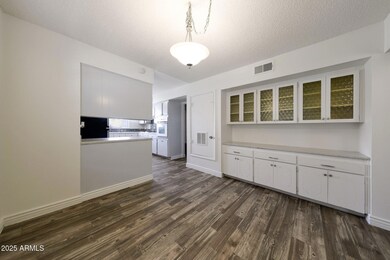 10719 N 36th Ave, Phoenix, AZ 85029 - photo 7