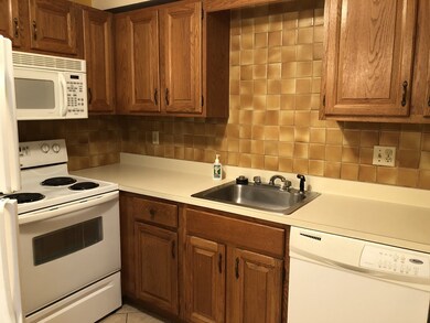 4 Regent St unit K, North Attleboro, MA 02760 - photo 6