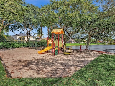 1089 SW 159th Terrace, Pembroke Pines, FL 33027 - photo 4