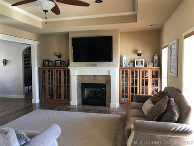 19055 S Potter Cir, Claremore, OK 74019 - photo 5