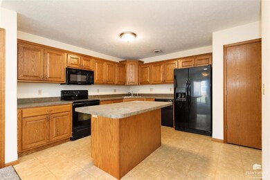 2710 Buttonwood Dr, Manhattan, KS 66502 - photo 6