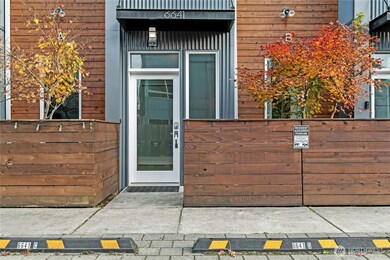 6641 Carleton Ave S unit B, Seattle, WA 98108 - photo 4