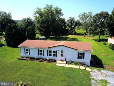 620 Georgetown Rd, Ronks, PA 17572 - photo 2