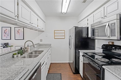 2302 Willow Point Arch, Chesapeake, VA 23320 - photo 6