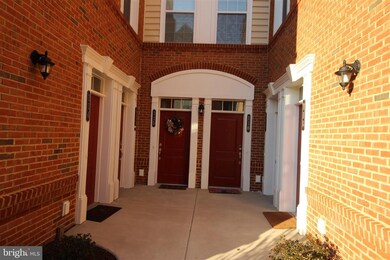 23215 Milltown Knoll Square unit 118, Ashburn, VA 20148 - photo 2