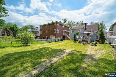 735 Clark Ave, Ridgefield, NJ 07657 - photo 4