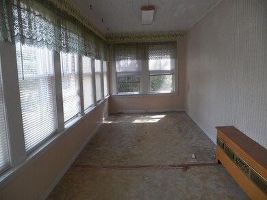 111 Franklin Street Extension, Derry, NH 03038 - photo 4